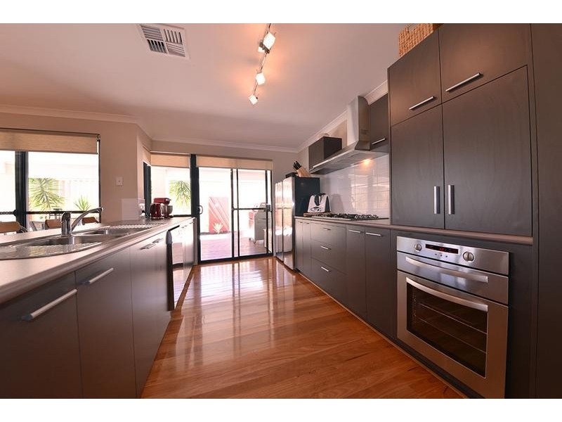 3 Agasse Way, Tapping WA 6065