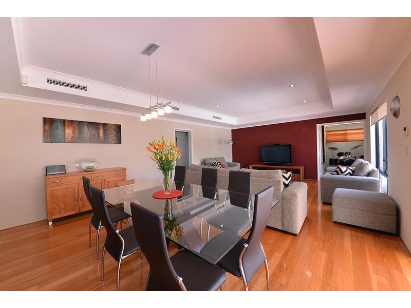 3 Agasse Way, Tapping WA 6065