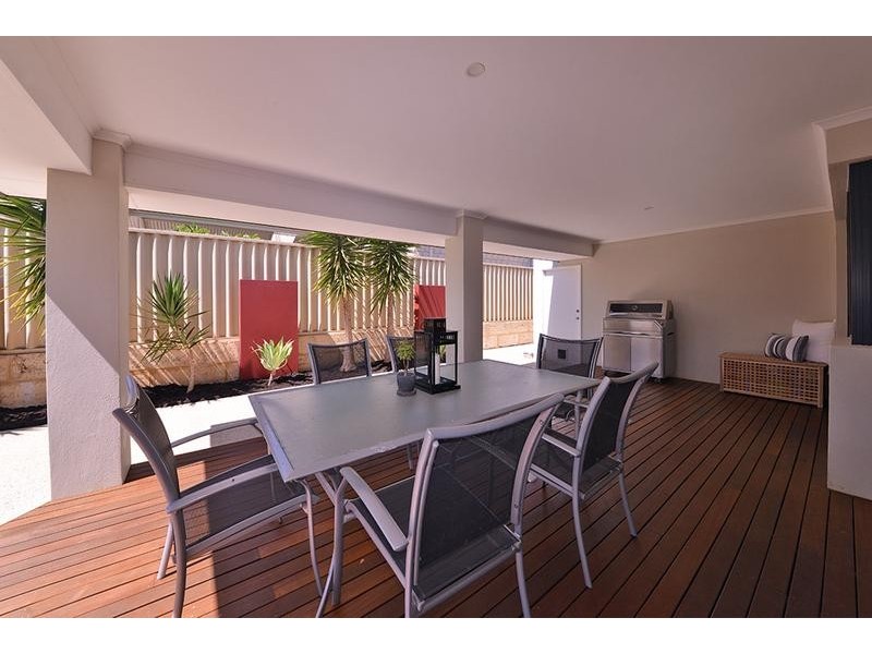 3 Agasse Way, Tapping WA 6065