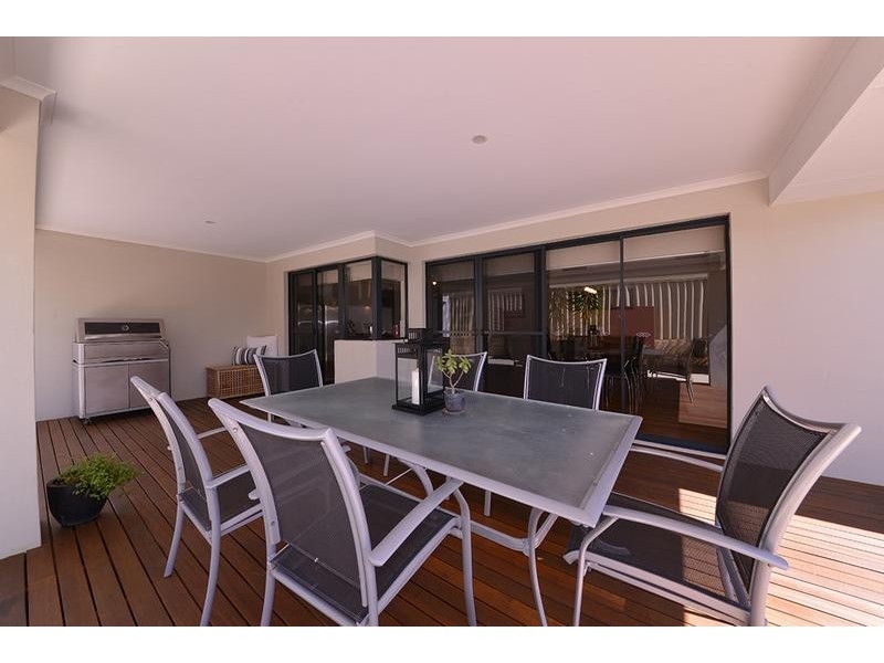 3 Agasse Way, Tapping WA 6065