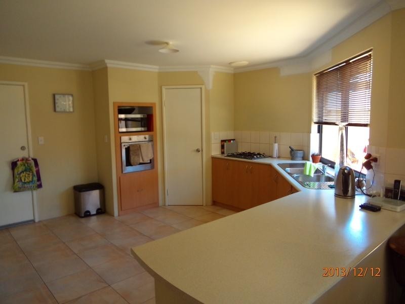 14 Impington Road, Butler WA 6036