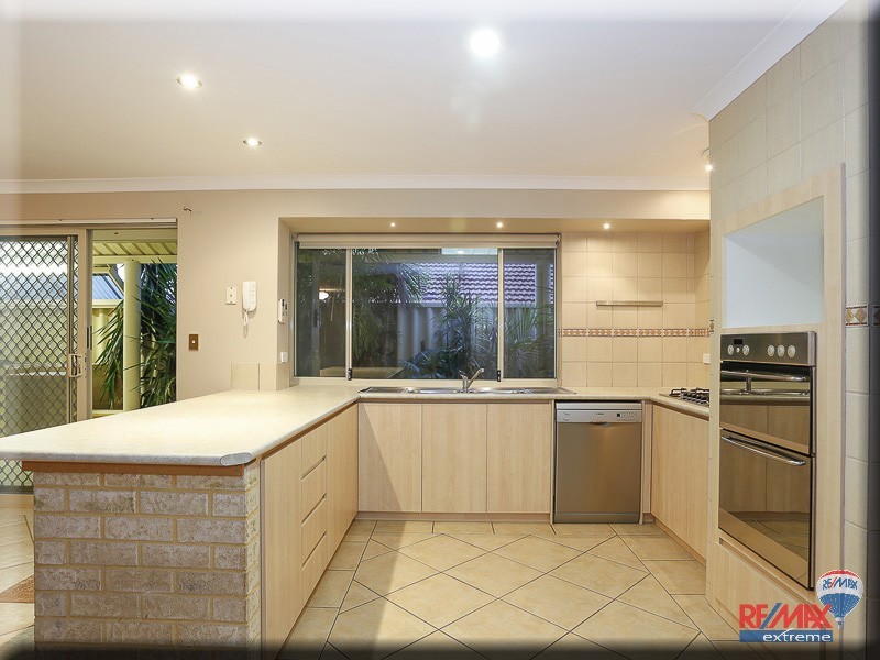 10 Horsley Green, Butler WA 6036