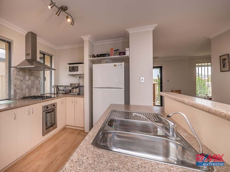 33 Sheldwich Loop, Butler WA 6036