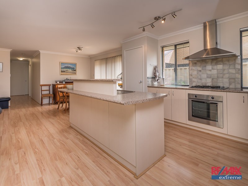 33 Sheldwich Loop, Butler WA 6036