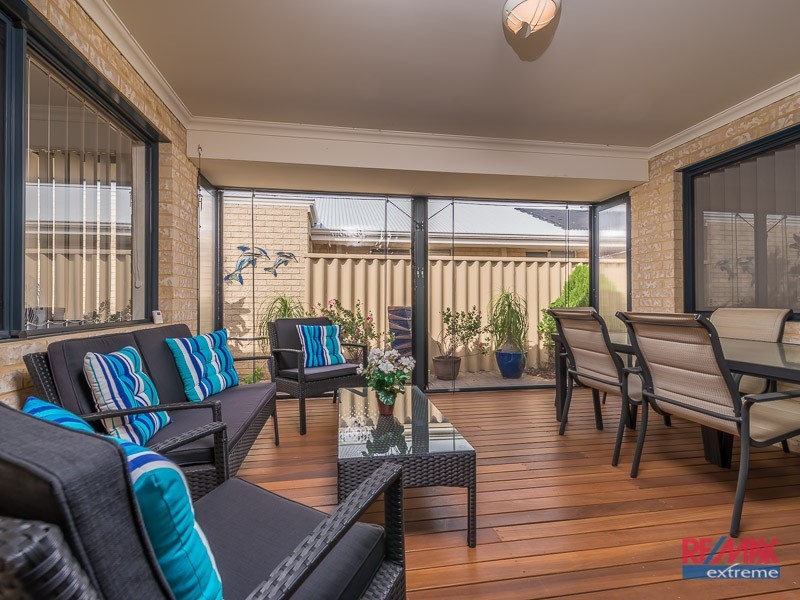 33 Sheldwich Loop, Butler WA 6036