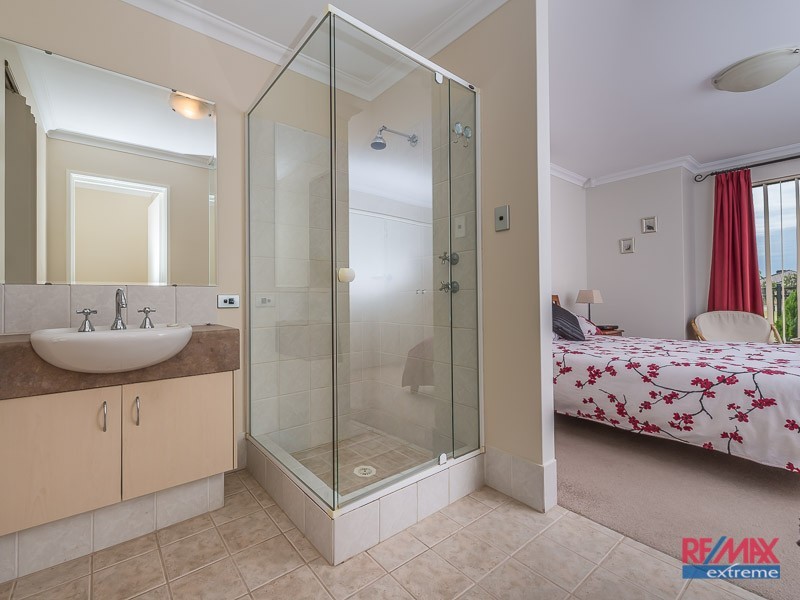 33 Sheldwich Loop, Butler WA 6036