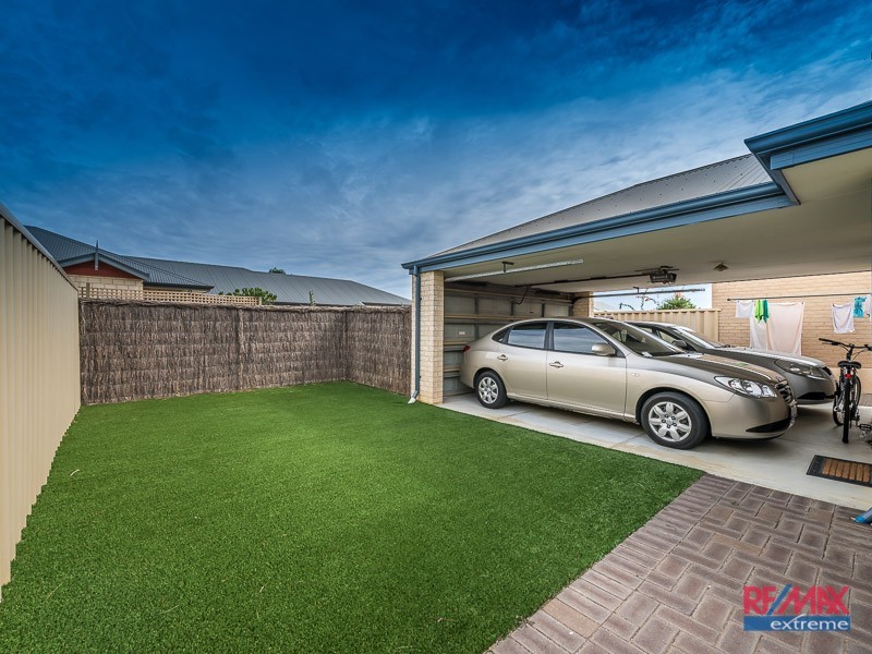 33 Sheldwich Loop, Butler WA 6036