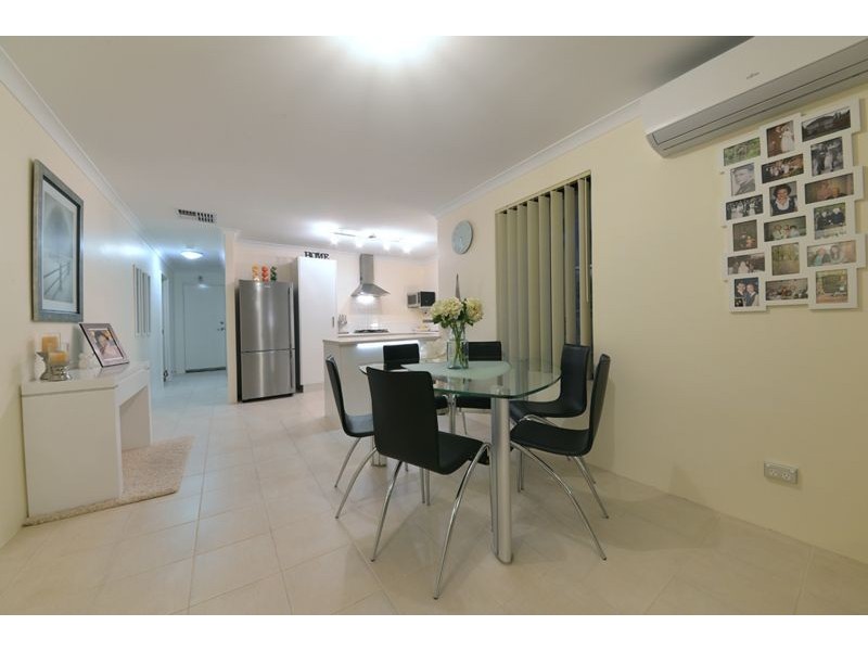 4 Wallum Road, Banksia Grove WA 6031