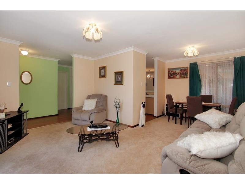 9 Otter Mews, Merriwa WA 6030