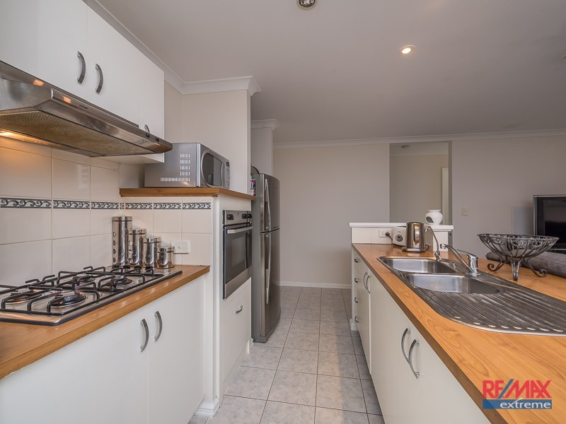 27 Camborne Parkway, Butler WA 6036