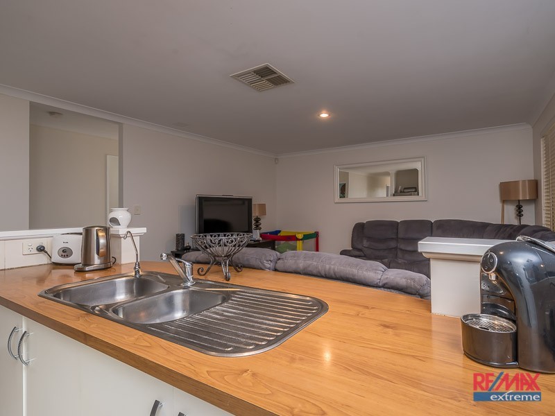 27 Camborne Parkway, Butler WA 6036