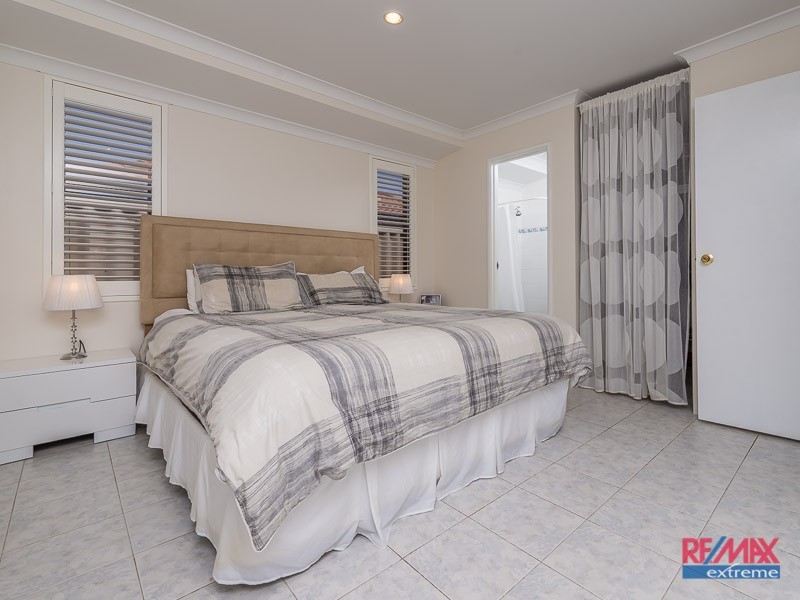 27 Camborne Parkway, Butler WA 6036