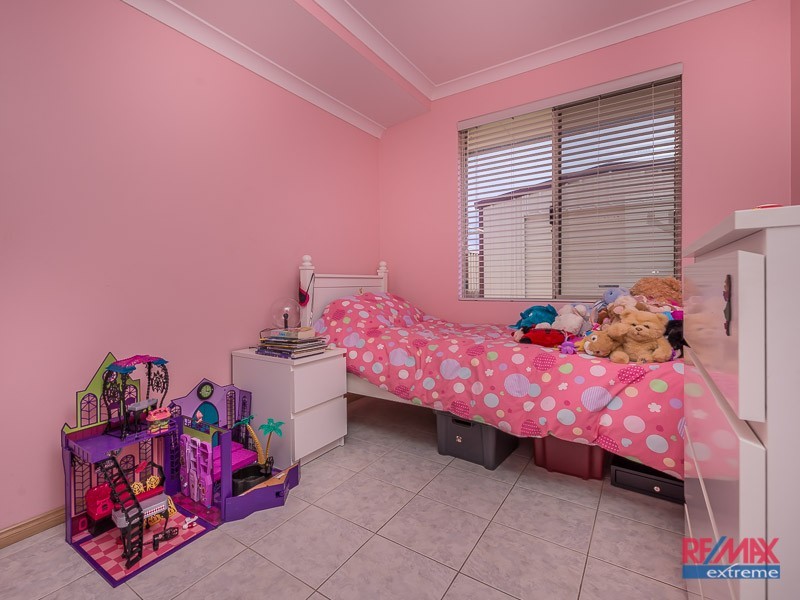 27 Camborne Parkway, Butler WA 6036