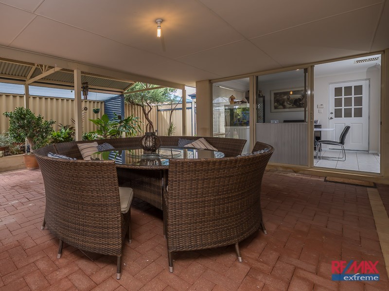 27 Camborne Parkway, Butler WA 6036