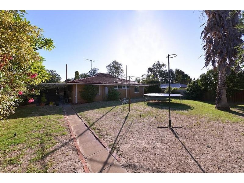 14 Winship Avenue, Wanneroo WA 6065