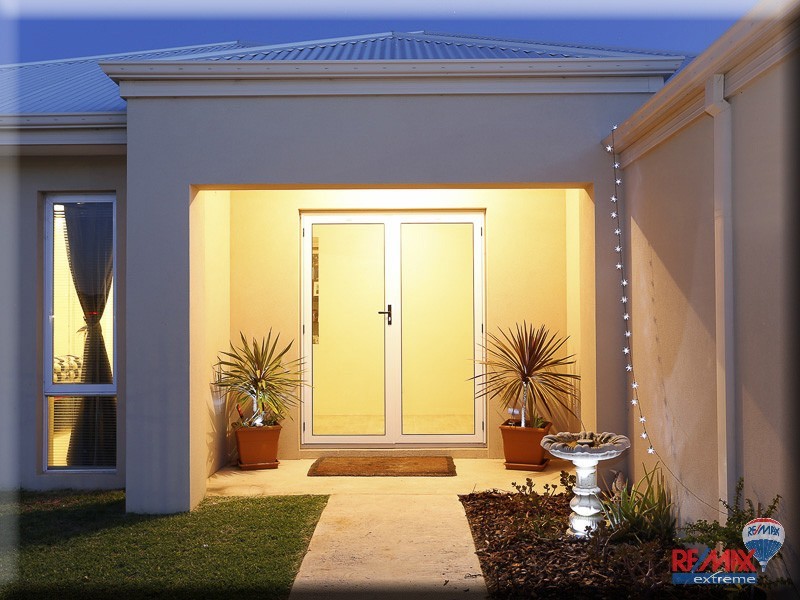 1 Granite Place, Yanchep WA 6035