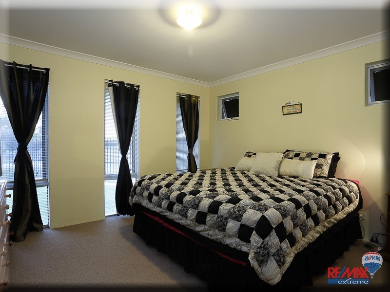 1 Granite Place, Yanchep WA 6035