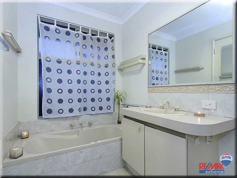 10 Sellar Elbow, Quinns Rocks WA 6030