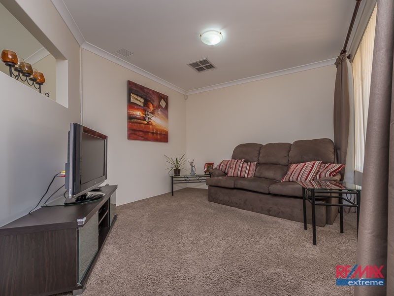 5 Siderno Rise, Hocking WA 6065