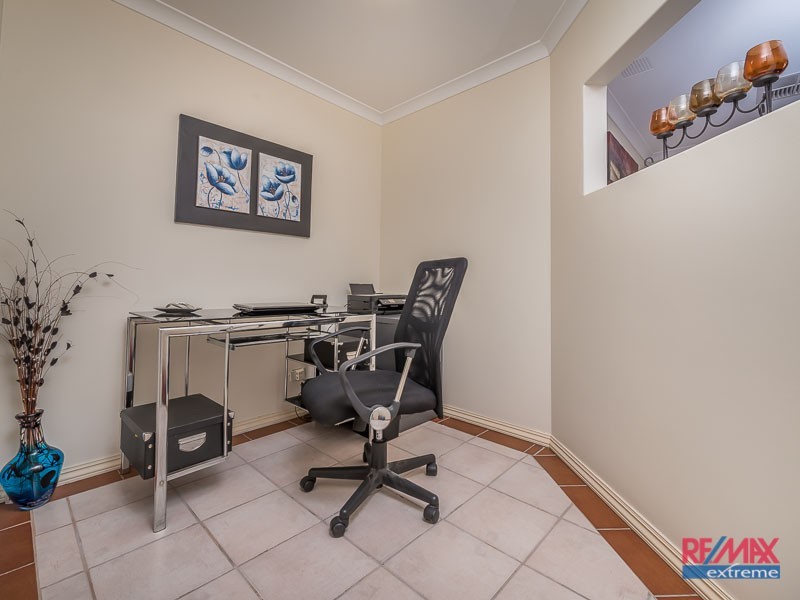5 Siderno Rise, Hocking WA 6065