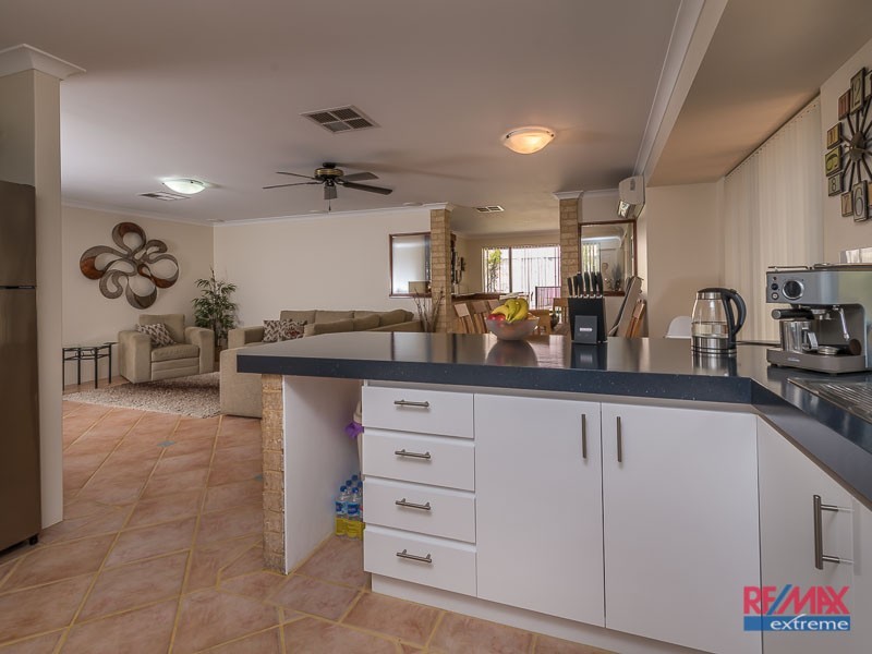 5 Siderno Rise, Hocking WA 6065