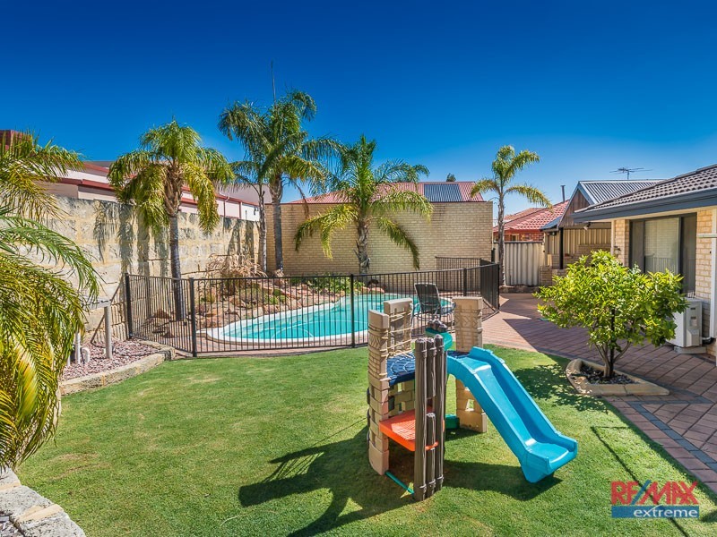 5 Siderno Rise, Hocking WA 6065