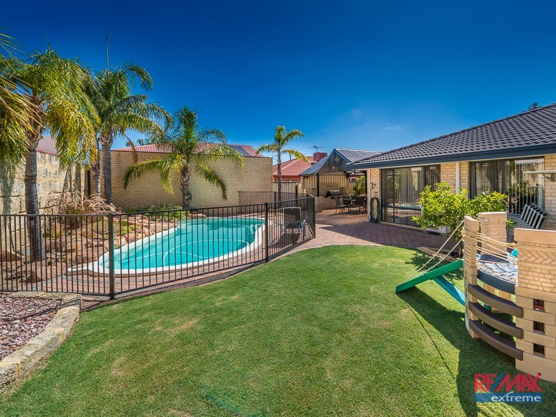 5 Siderno Rise, Hocking WA 6065