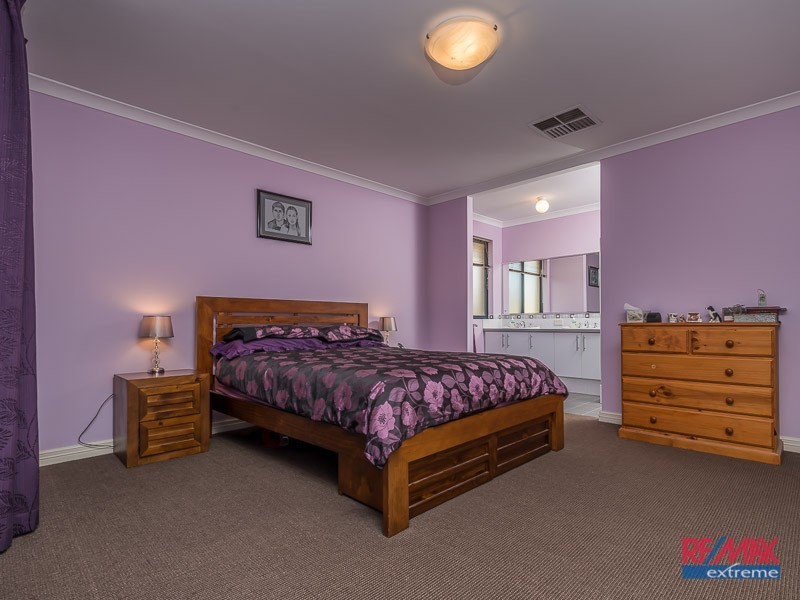 18 Welstead Way, Hocking WA 6065