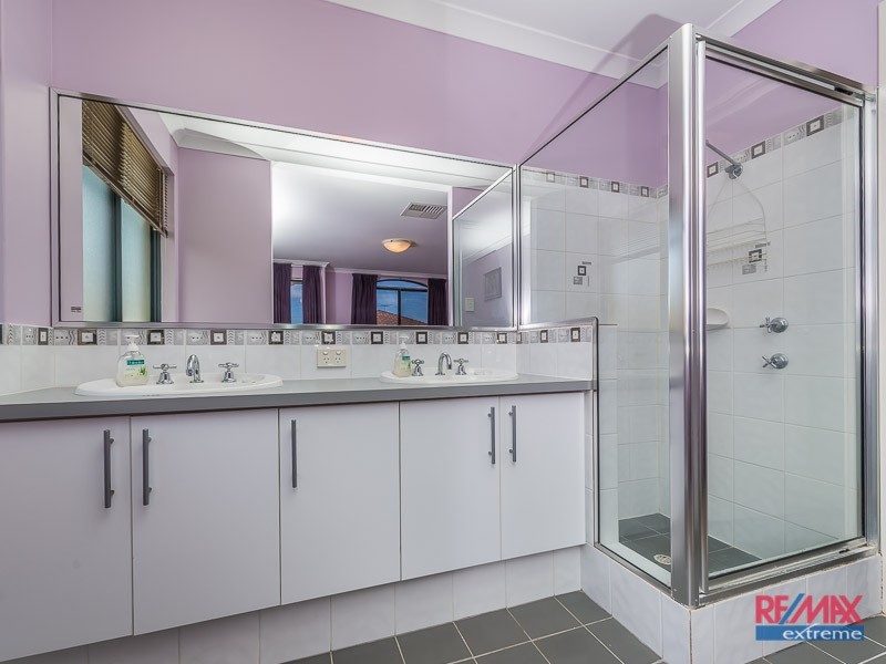 18 Welstead Way, Hocking WA 6065