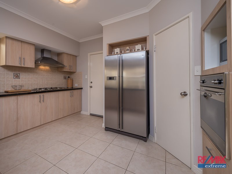 18 Welstead Way, Hocking WA 6065