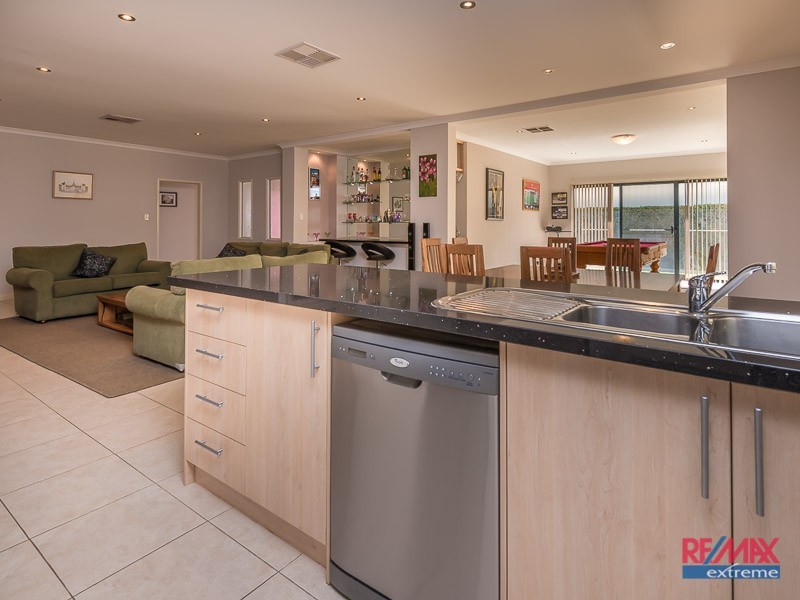 18 Welstead Way, Hocking WA 6065