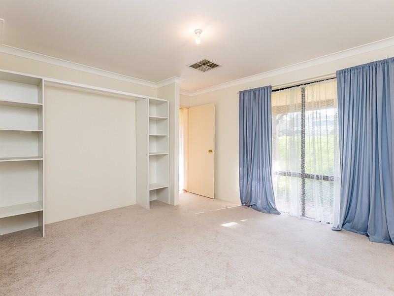 4 Acara Court, Heathridge WA 6027