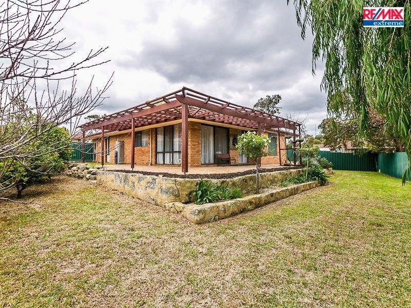 4 Acara Court, Heathridge WA 6027