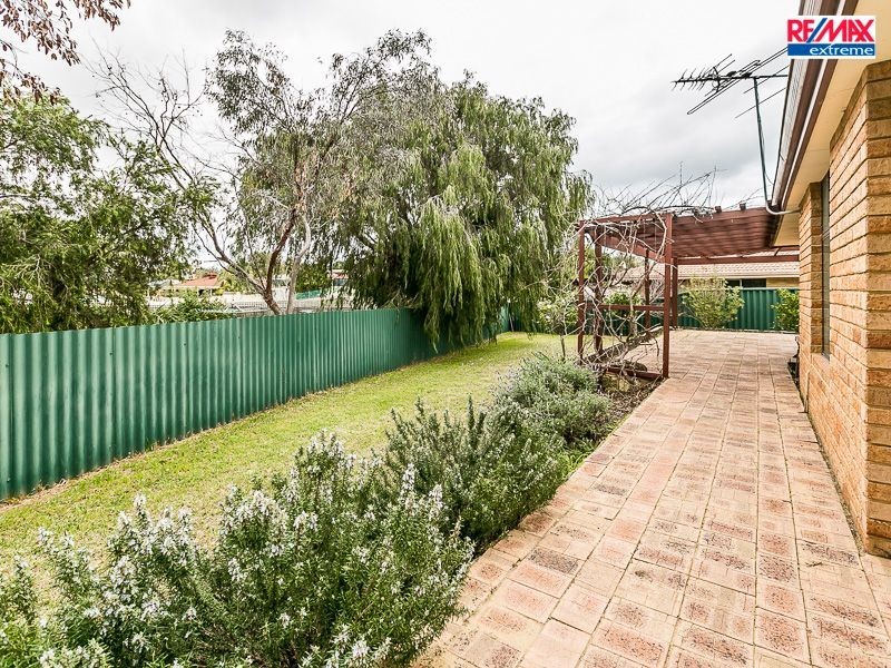 4 Acara Court, Heathridge WA 6027