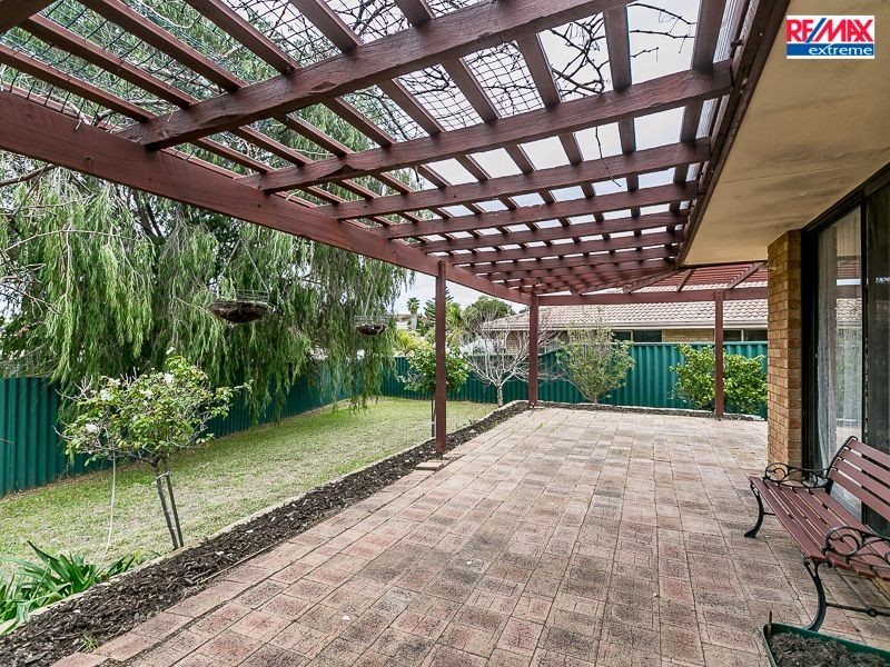4 Acara Court, Heathridge WA 6027