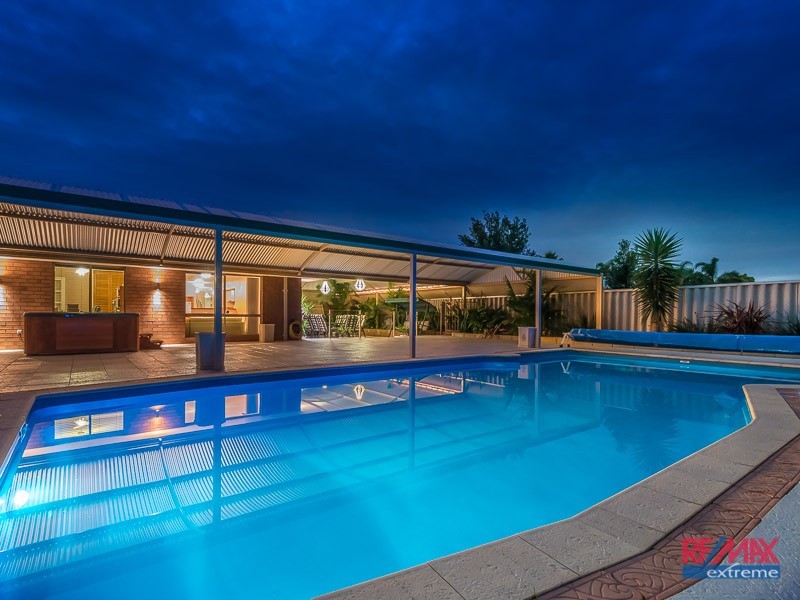 37 Sapling Way, Hocking WA 6065
