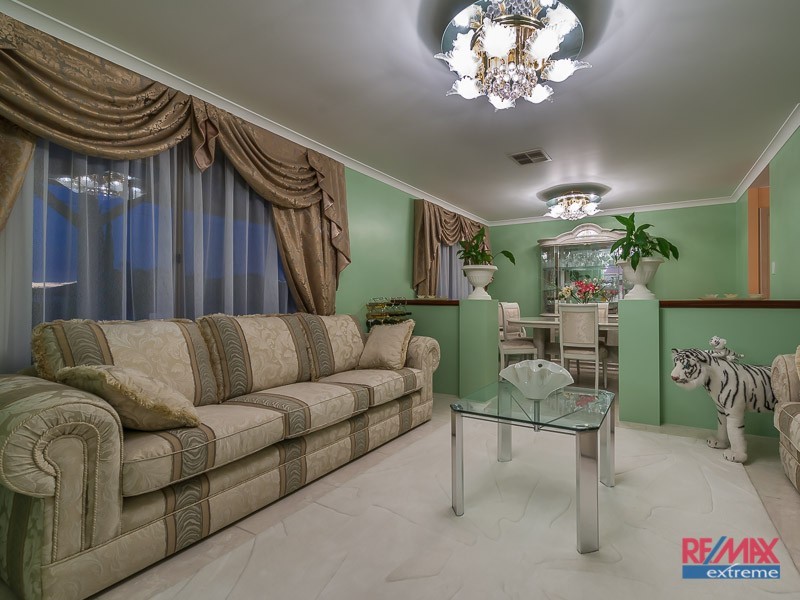 37 Sapling Way, Hocking WA 6065
