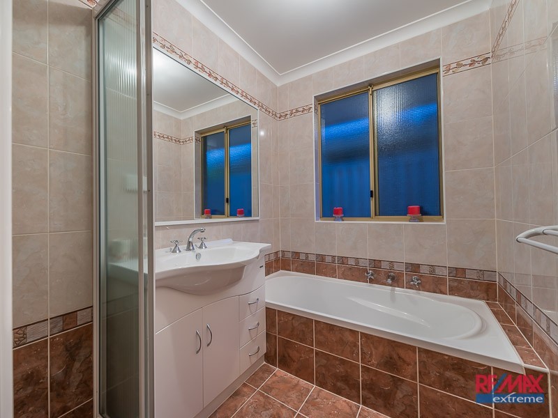 37 Sapling Way, Hocking WA 6065
