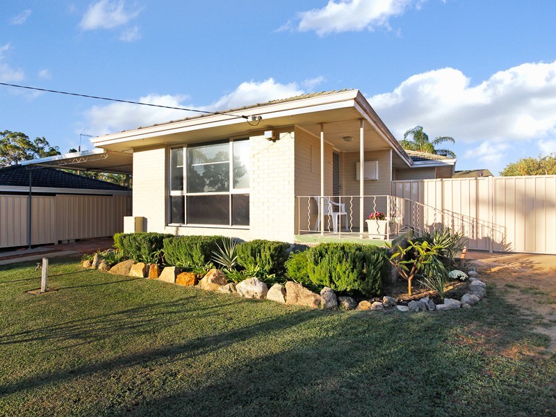 34 Shortland Way, Girrawheen WA 6064