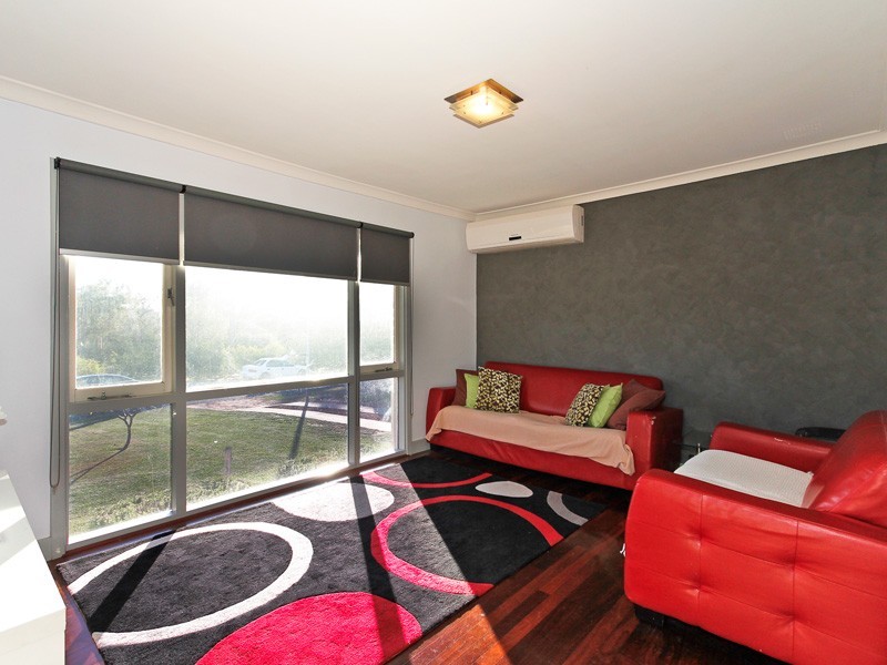 34 Shortland Way, Girrawheen WA 6064