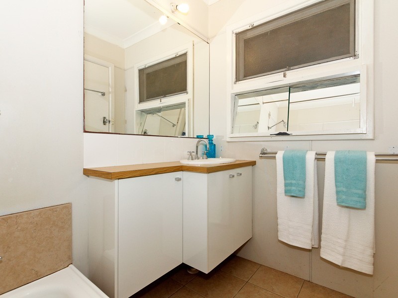 34 Shortland Way, Girrawheen WA 6064