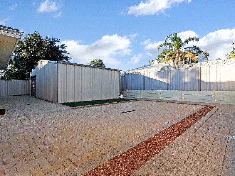 34 Shortland Way, Girrawheen WA 6064