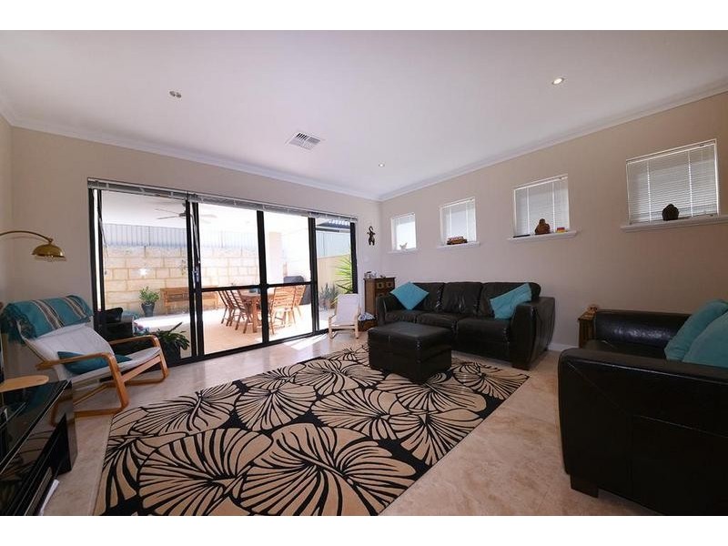 15 Solymar Circle, Burns Beach WA 6028