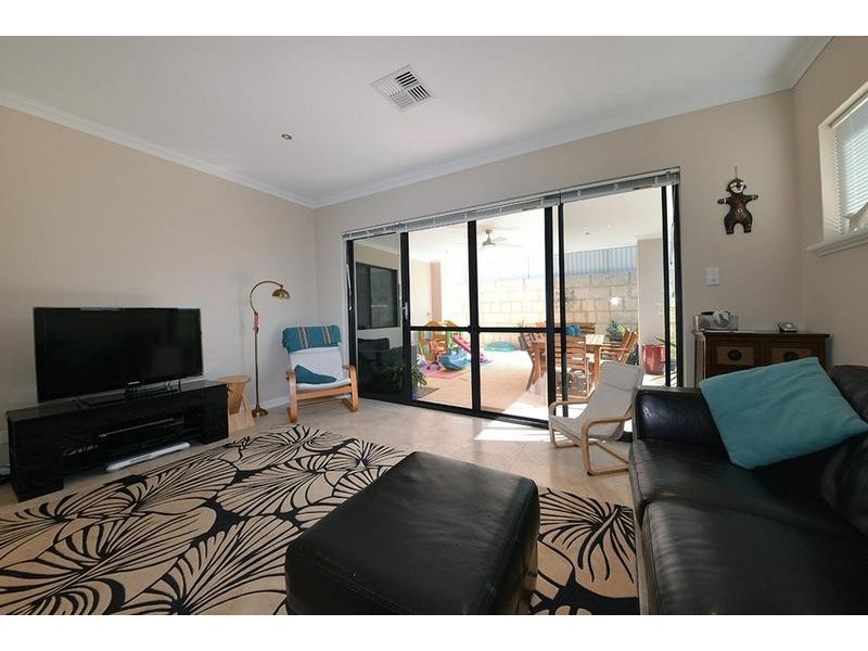 15 Solymar Circle, Burns Beach WA 6028