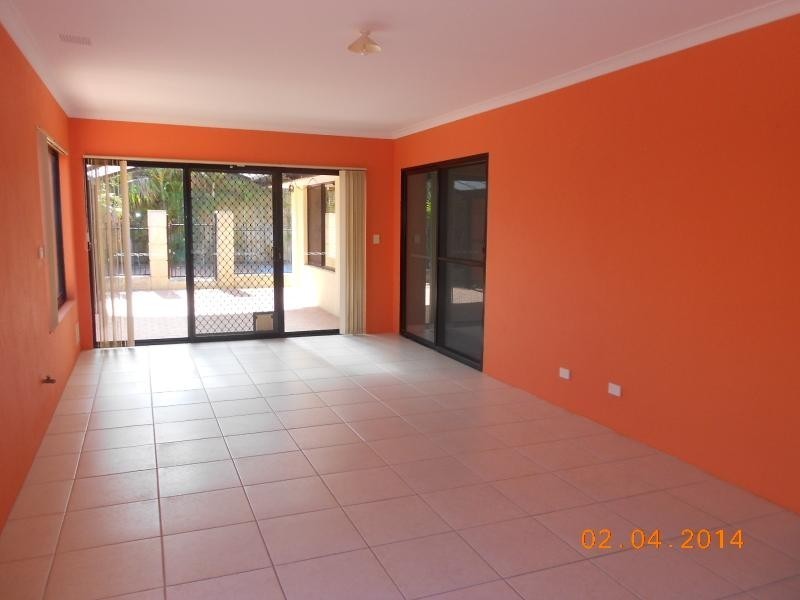 7 Ballard Fairway, Wanneroo WA 6065