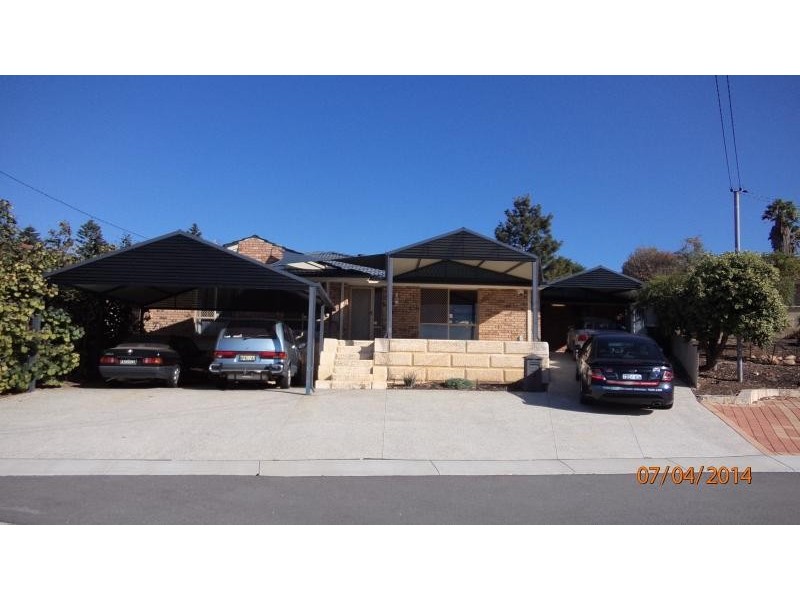 32 Wayfarer Road, Heathridge WA 6027