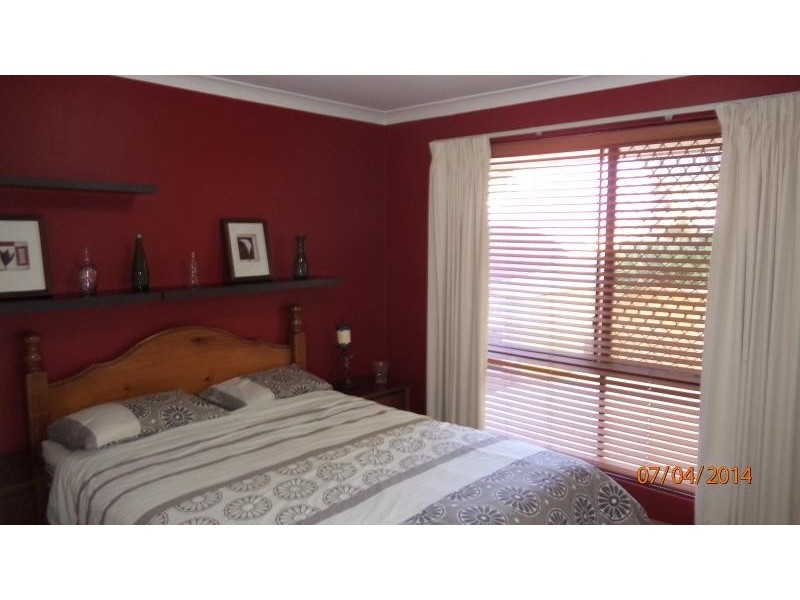 32 Wayfarer Road, Heathridge WA 6027