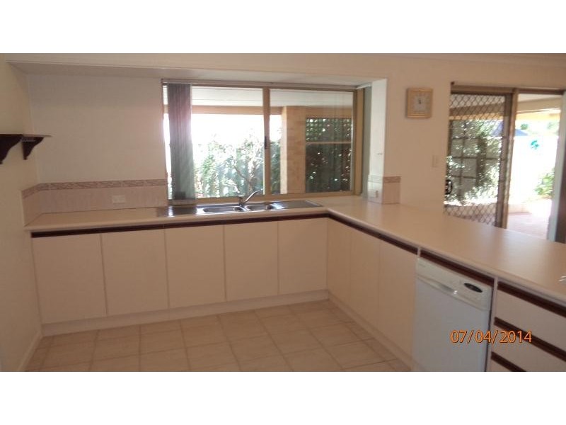 57 Heacham Ave, Hocking WA 6065