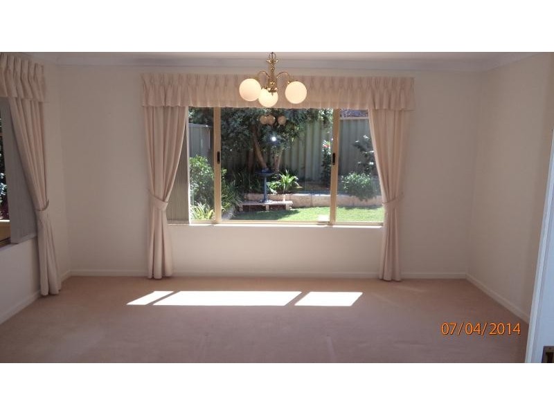 57 Heacham Ave, Hocking WA 6065