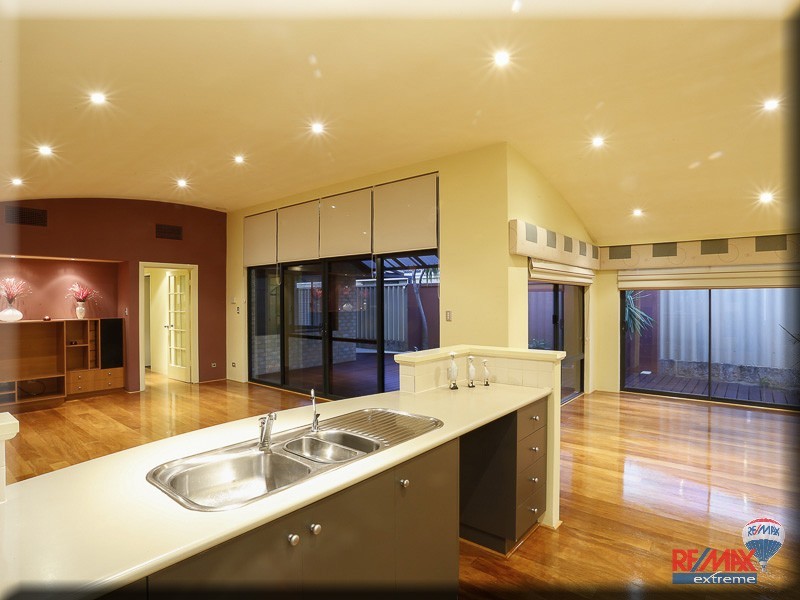 7 Throwley Avenue, Butler WA 6036